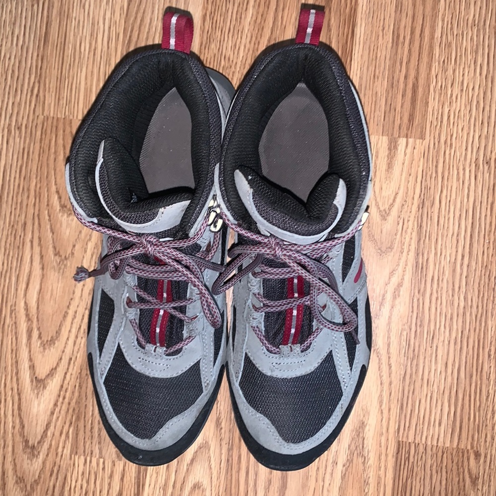 LLBean Men’s 11 Medium Red/Gray leather laced up boots.